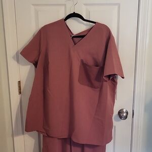 Mauve figs 4x top, 3xl bottom